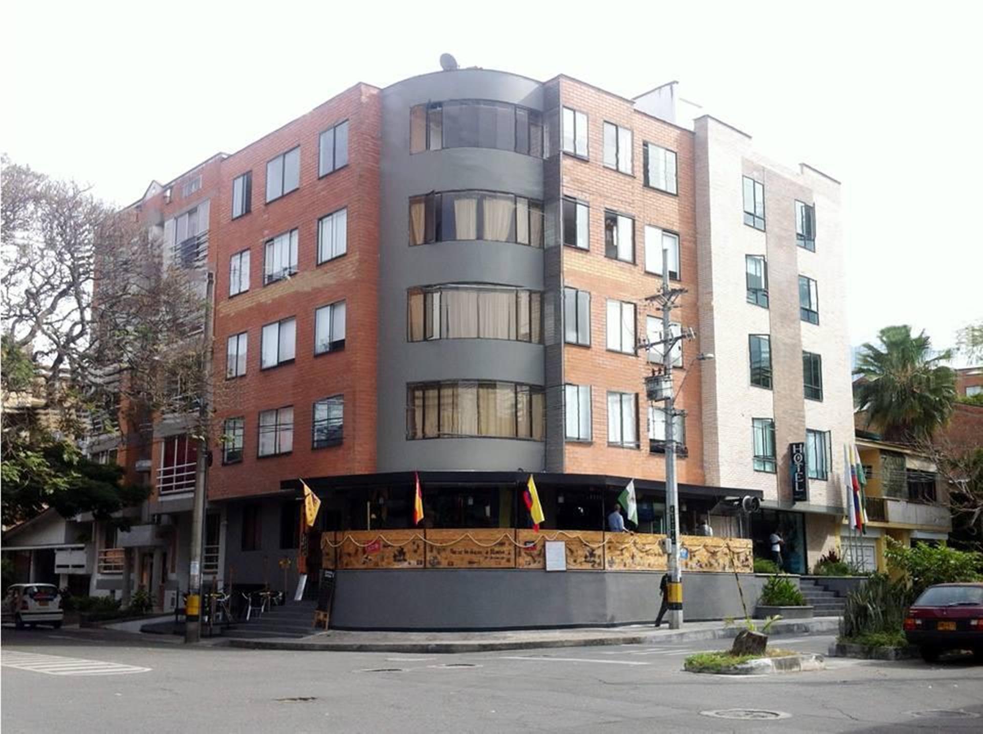 Lobby Park Hotel Medellin Exterior photo